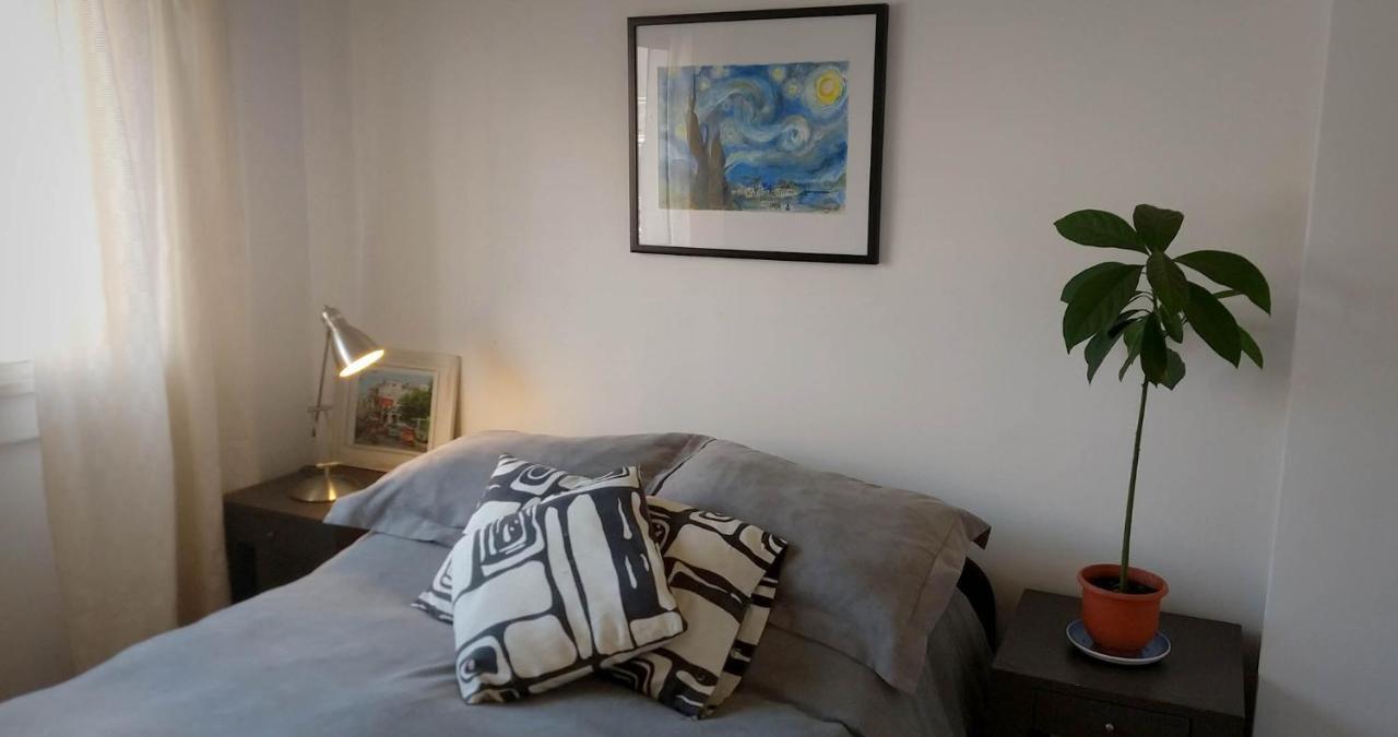 דירות בואנוס איירס Depto 2 Ambientes Muy Luminoso Con Wifi Y Vista A La Plaza מראה חיצוני תמונה