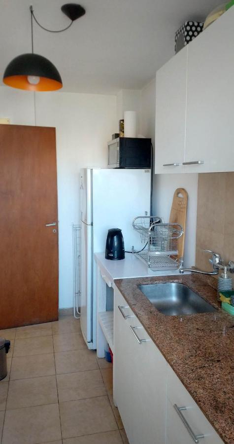 דירות בואנוס איירס Depto 2 Ambientes Muy Luminoso Con Wifi Y Vista A La Plaza מראה חיצוני תמונה