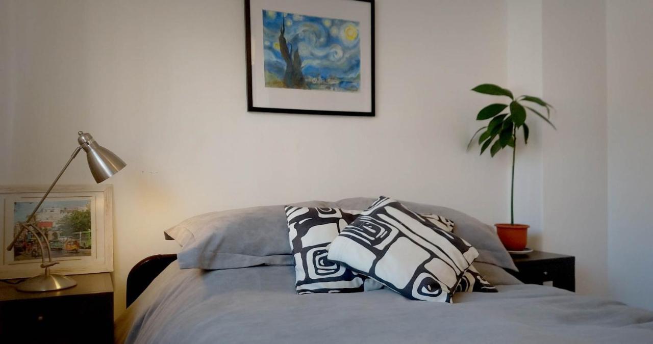 דירות בואנוס איירס Depto 2 Ambientes Muy Luminoso Con Wifi Y Vista A La Plaza מראה חיצוני תמונה