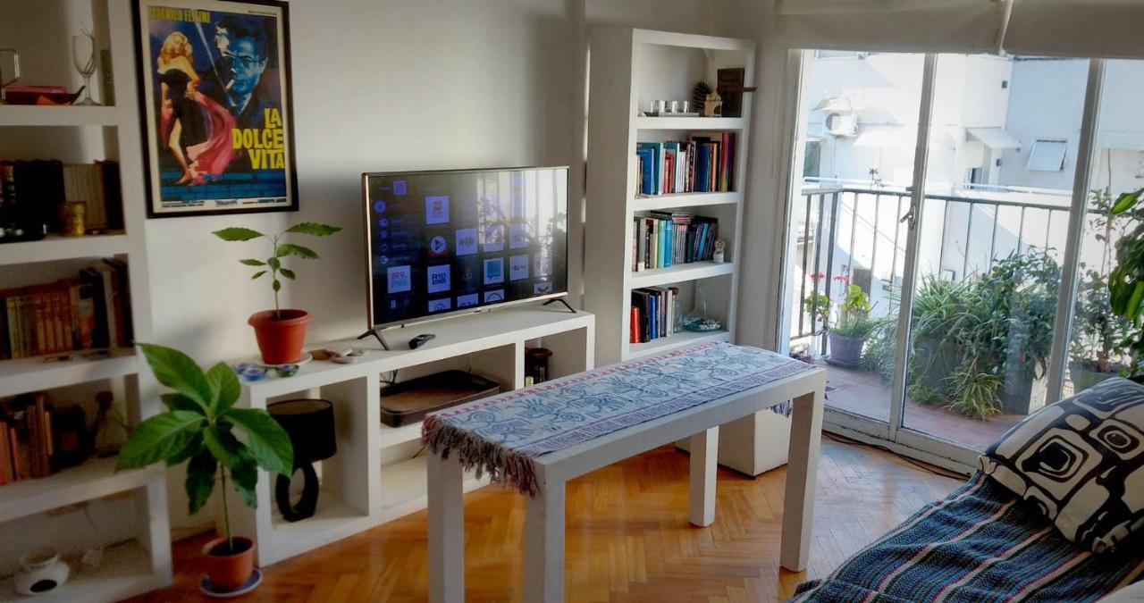 דירות בואנוס איירס Depto 2 Ambientes Muy Luminoso Con Wifi Y Vista A La Plaza מראה חיצוני תמונה